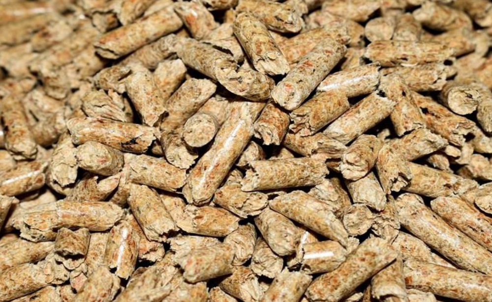 Cerramientos en piedra, adoquín, madera y cerramiento metálico